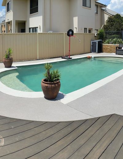 grey flake epoxy coatings for a pool area
